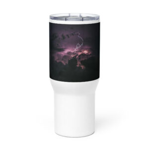 Travel mug with a handle
